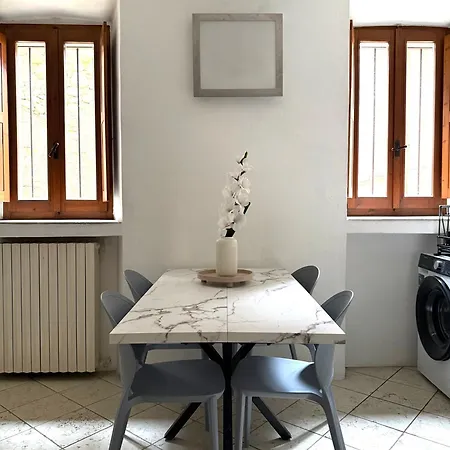 Domus Nova - Antesitum - On The Of Appartamento Malgrate